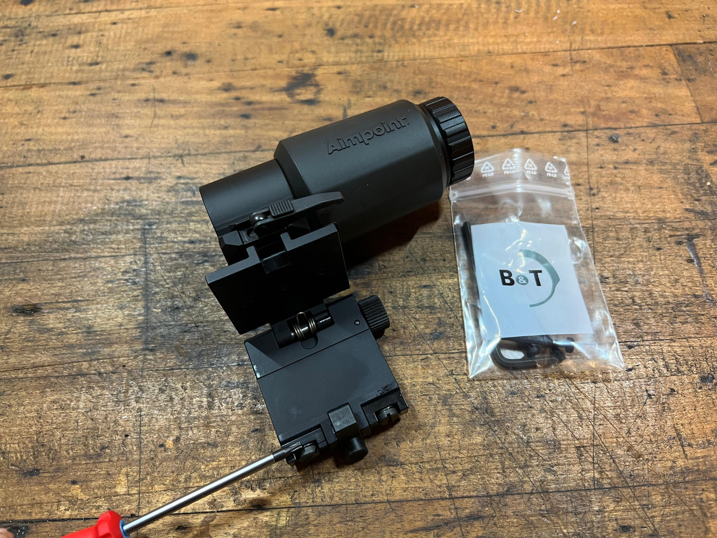 Aimpoint 3X-C Magnifier mit B&T Mount und Brücke
