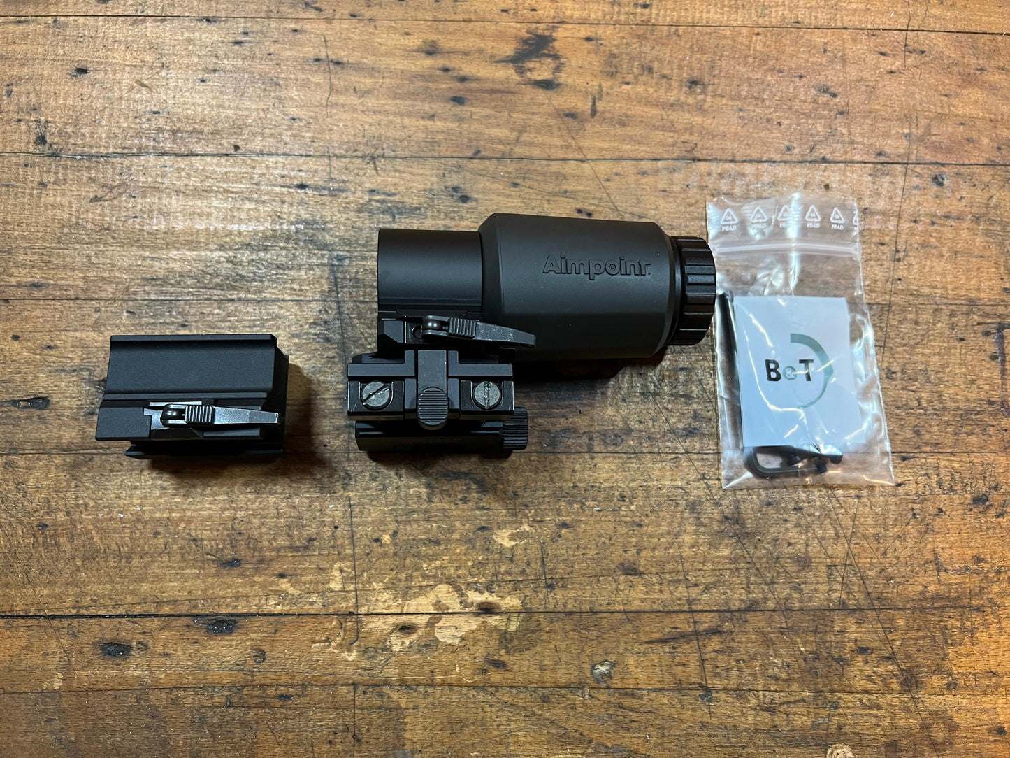 Aimpoint 3X-C Magnifier mit B&T Mount und Brücke