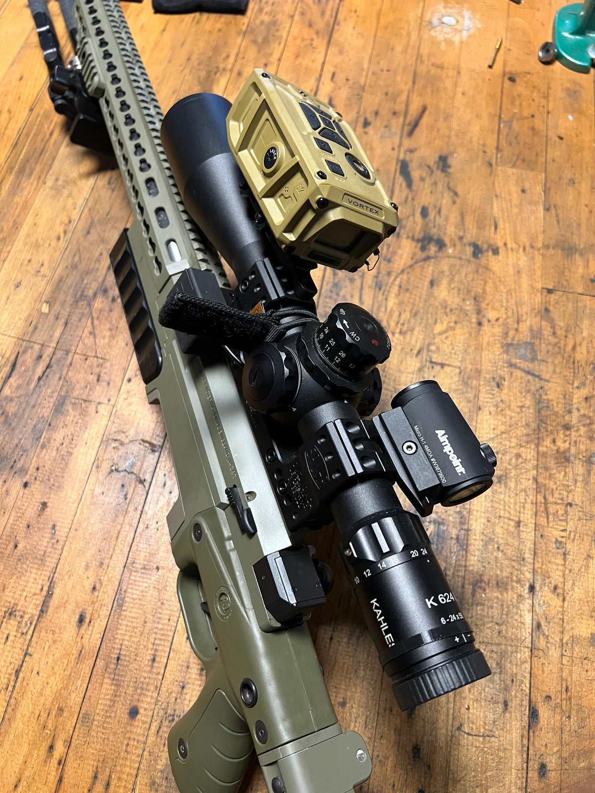 Kahles K624i