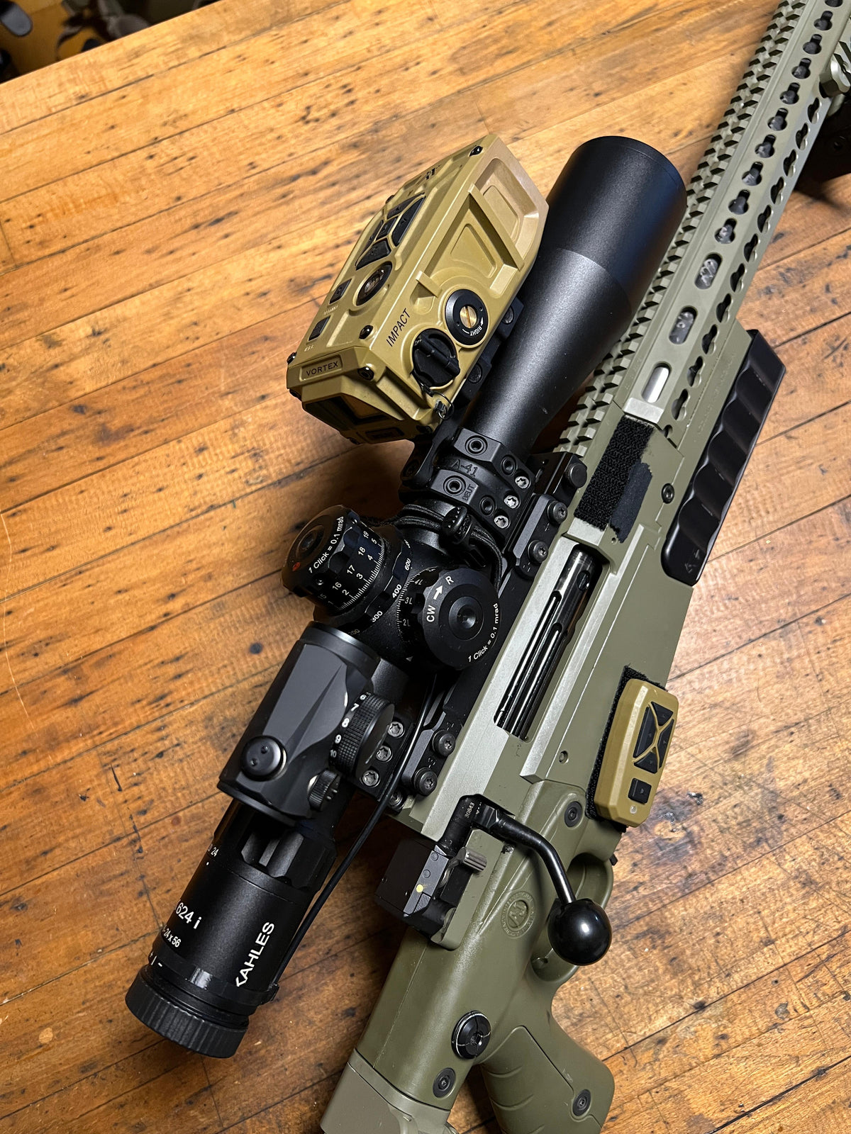 Kahles K624i